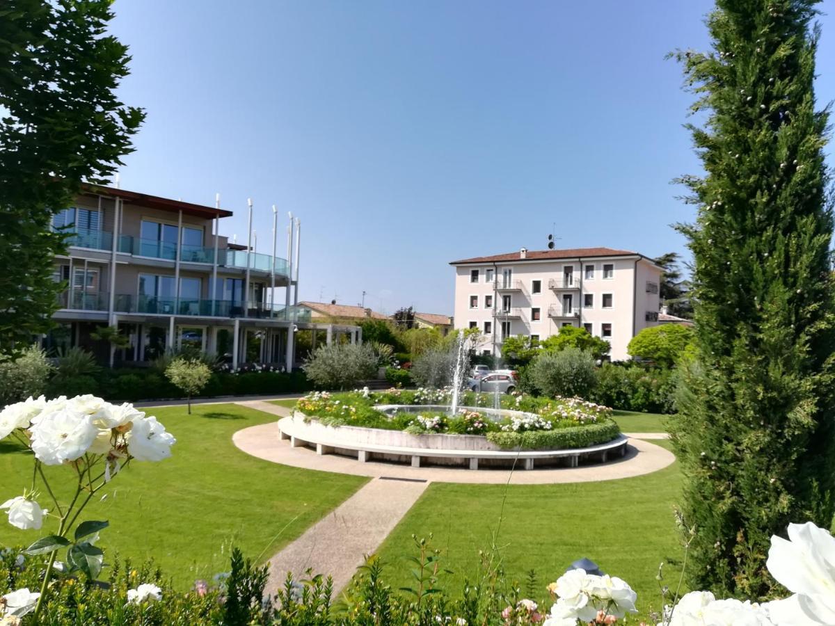 Suite Francy Panorama Bardolino Exteriör bild